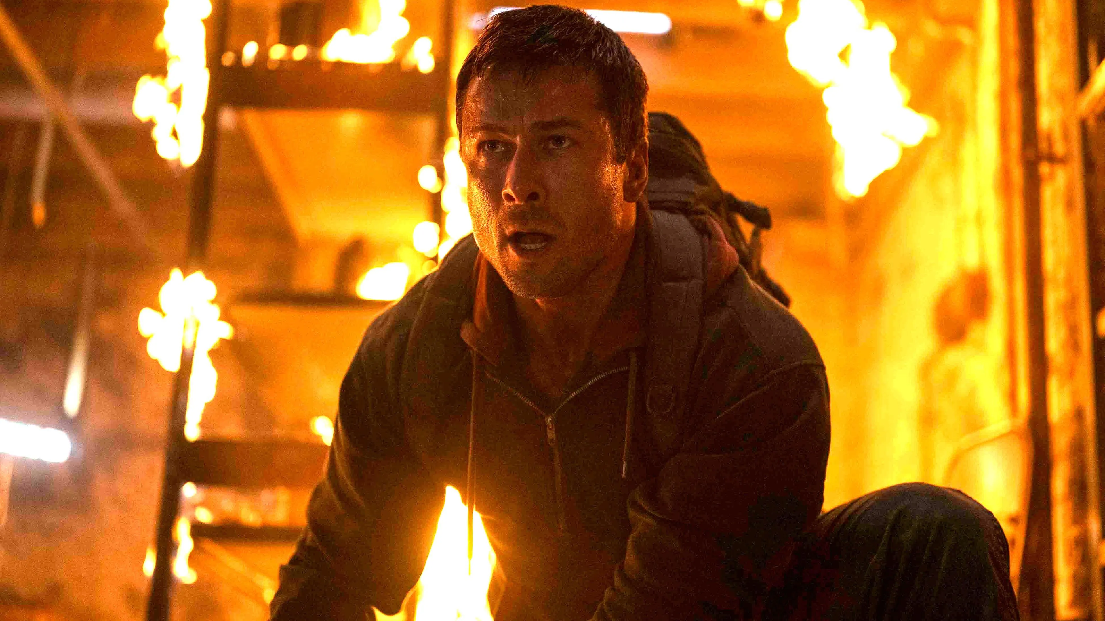 The Running Man 4DX Poster: Glen Powell In Action-Packed Stephen King Remake