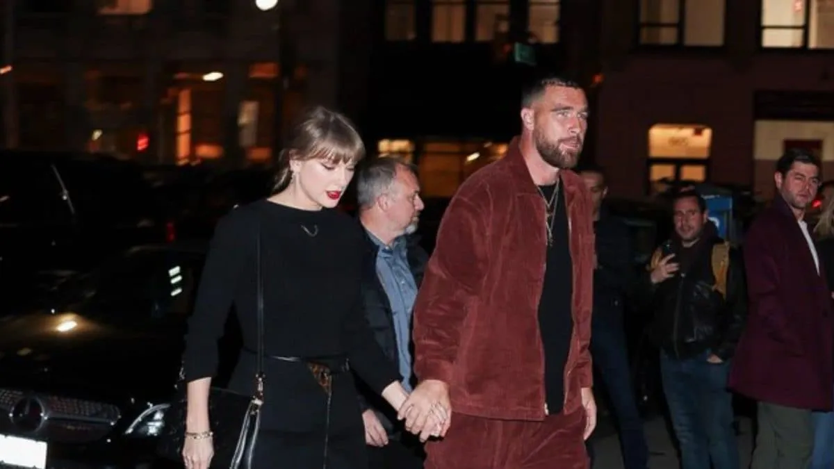 Taylor Swift And Travis Kelce Step Out Hand-In-Hand At Cosy NYC Date Night  | Photos | Hollywood News - News18